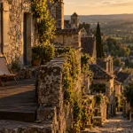 Location vacances Gourdon Lot : maison en pierre avec terrasse